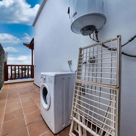 빌라 Flavia - Private Pool, Jacuzzi, Bbq And Game By Lanzarote 플라야블랑카