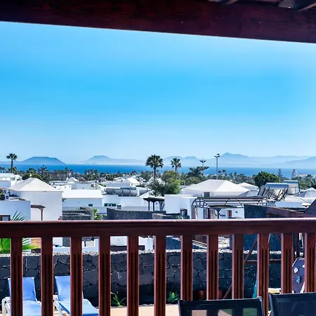 Flavia - Private Pool, Jacuzzi, Bbq And Game By Lanzarote 빌라