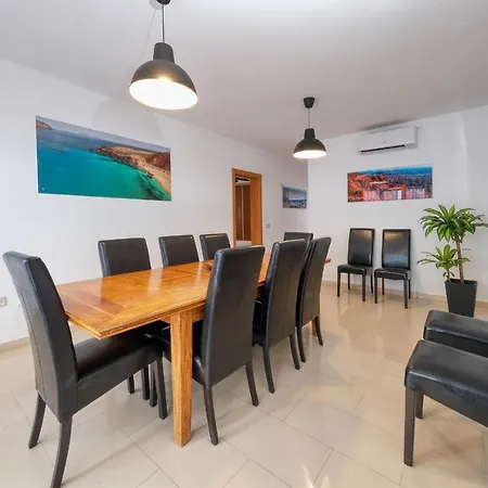 Flavia - Private Pool, Jacuzzi, Bbq And Game By Lanzarote Коста Бланка