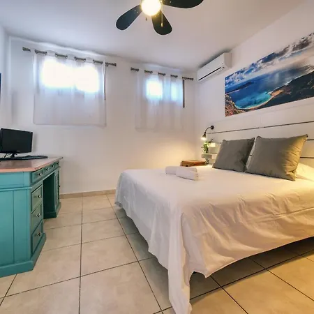 Villa Flavia - Private Pool, Jacuzzi, Bbq&game By Lanzarote Playa Blanca (Lanzarote)