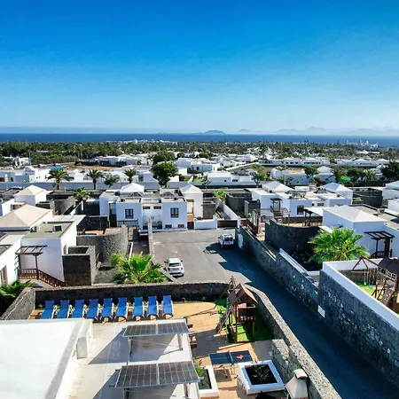 Villa Flavia - Private Pool, Jacuzzi, Bbq&game By Lanzarote