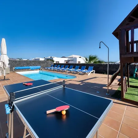 Flavia - Private Pool, Jacuzzi, Bbq And Game By Lanzarote 빌라 *