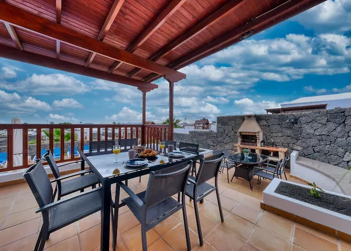 Flavia - Private Pool, Jacuzzi, Bbq And Game By Lanzarote Villa Playa Blanca (Lanzarote)