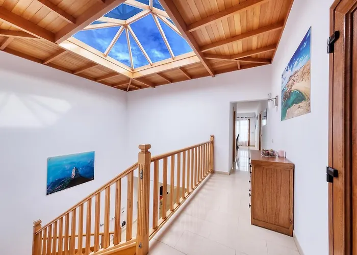 Flavia - Private Pool, Jacuzzi, Bbq And Game By Lanzarote 빌라 *