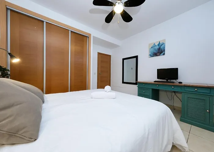 Flavia - Private Pool, Jacuzzi, Bbq And Game By Lanzarote *