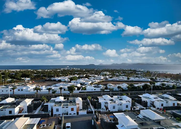 Flavia - Private Pool, Jacuzzi, Bbq And Game By Lanzarote 빌라 *