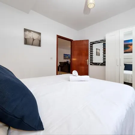 Flavia - Private Pool, Jacuzzi, Bbq And Game By Lanzarote * Playa Blanca