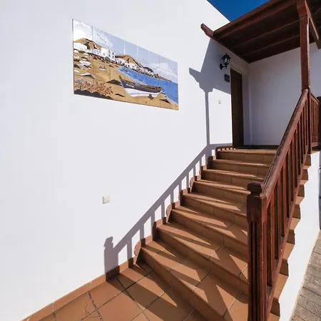 Flavia - Private Pool, Jacuzzi, Bbq And Game By Lanzarote